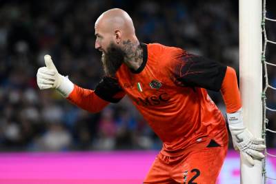  Vanja Milinković-Savić na utakmici Napolija 