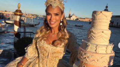  Marijana na rođendanu kao Marija Antoaneta: Dva dana slavlja u Veneciji, vožnja gondolama i torta na 