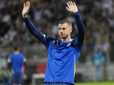  Edin Džeko 